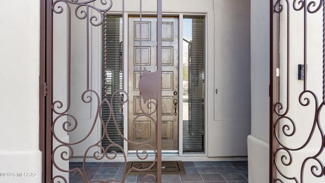 887 S Deer Meadow Loop, Tucson, AZ 85745