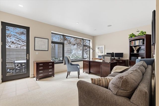 46 Windom Hill Pl, Mt Washington, PA 15203