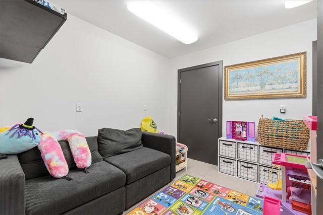 46 Windom Hill Pl, Mt Washington, PA 15203