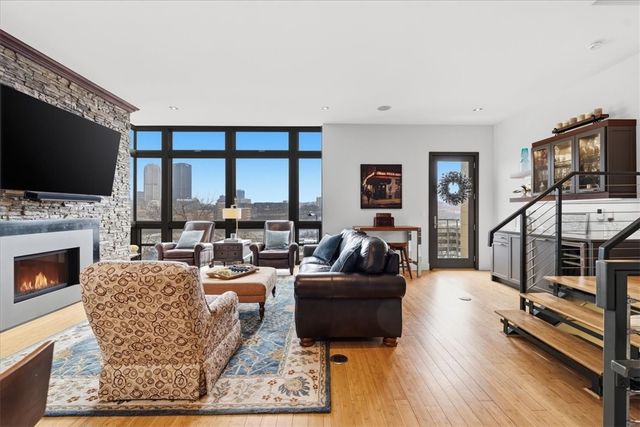 46 Windom Hill Pl, Mt Washington, PA 15203