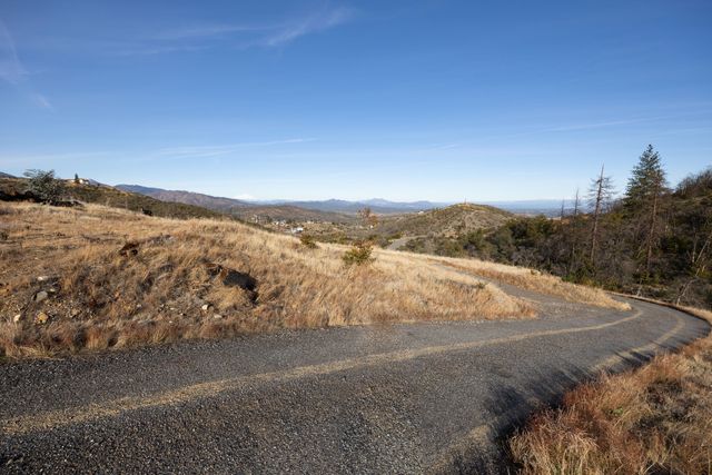 10758 Muletown Road, Shasta, CA 96087