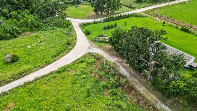 9632 Ruby Hall Road, Gentry, AR 72734