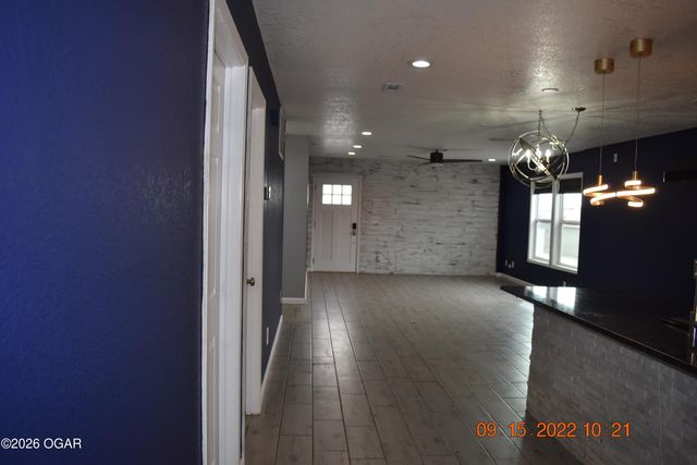 2502 S Empire Avenue, Joplin, MO 64804