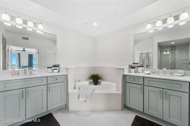 1465 S Harbor City Boulevard 502, Melbourne, FL 32901