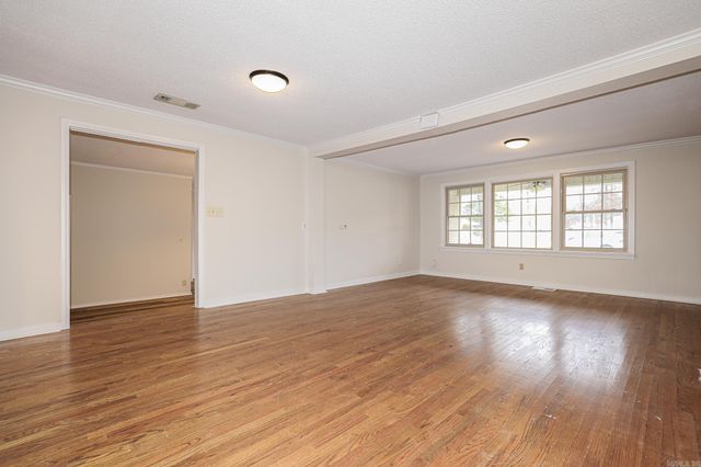 2521 NORTHSHORE, Benton, AR 72015