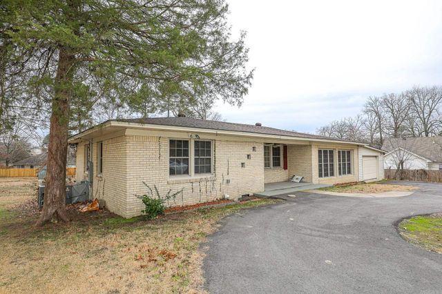 2521 NORTHSHORE, Benton, AR 72015