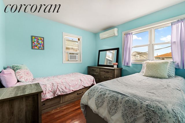 2-49 Hillside Avenue, New York City, NY 11697