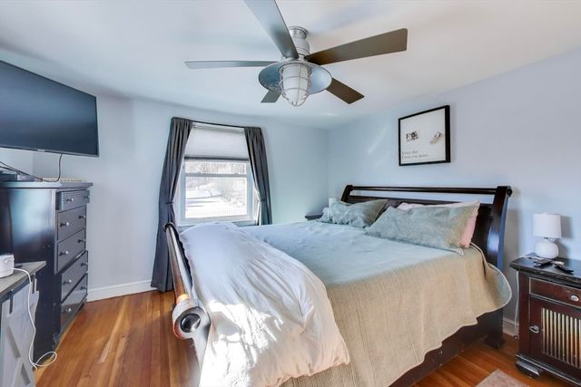 76 Dale St, Boston, MA 02131