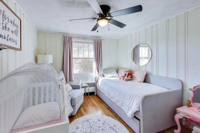 76 Dale St, Boston, MA 02131