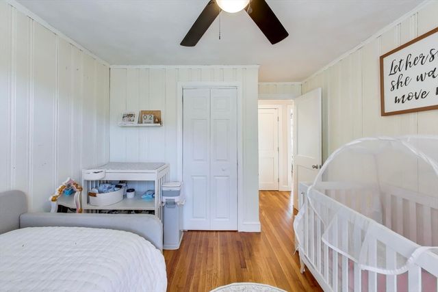 76 Dale St, Boston, MA 02131