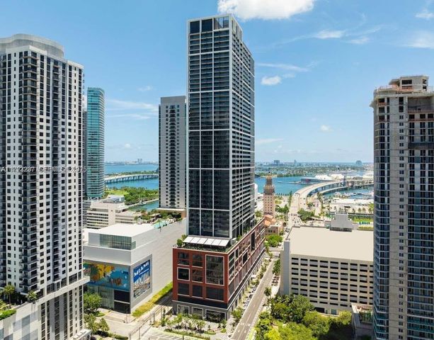 159 NE 6 3913, Miami, FL 33132