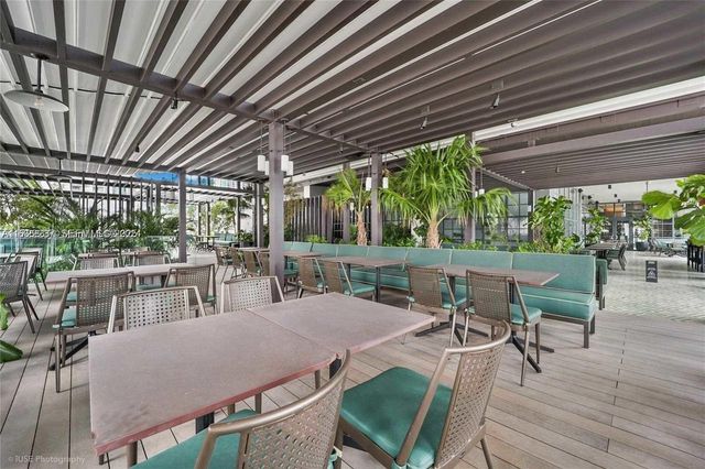 159 NE 6 3913, Miami, FL 33132