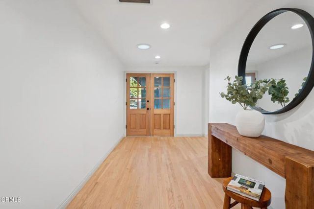 6043 Mary Ellen Avenue, Valley Glen, CA 91401