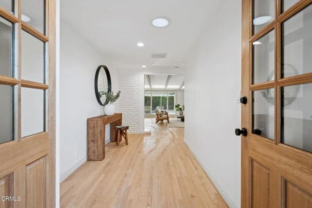 6043 Mary Ellen Avenue, Valley Glen, CA 91401