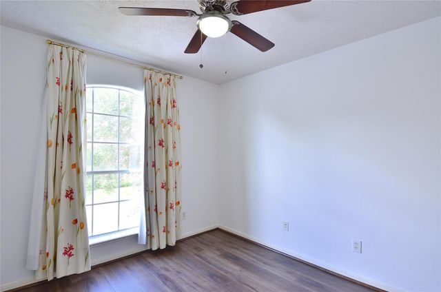 2710 Grants Lake Boulevard L10, Sugar Land, TX 77479