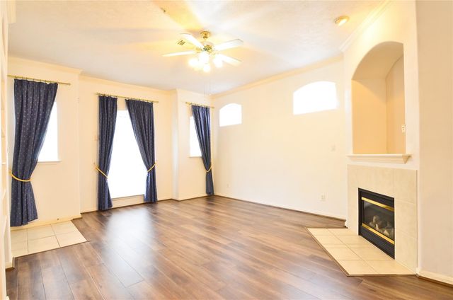 2710 Grants Lake Boulevard L10, Sugar Land, TX 77479