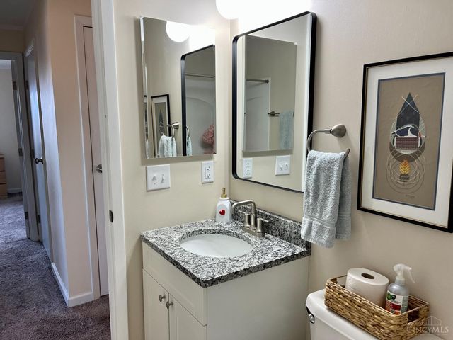 9512 Woodland Hills Drive, West Chester, OH 45011