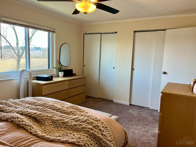 9512 Woodland Hills Drive, West Chester, OH 45011