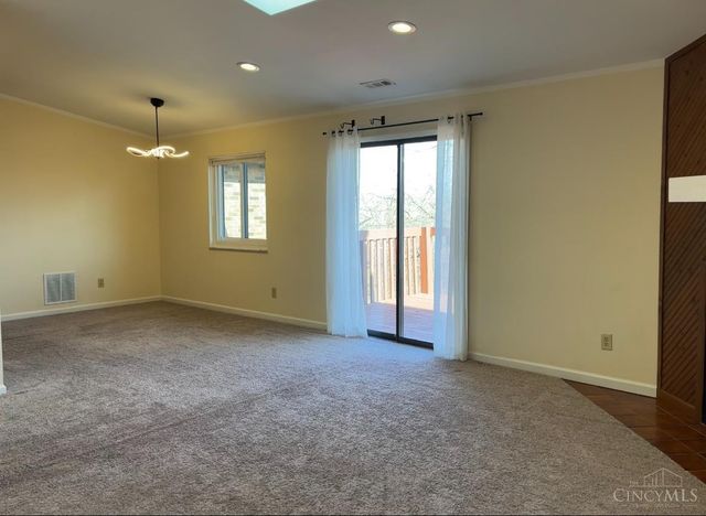 9512 Woodland Hills Drive, West Chester, OH 45011