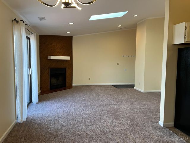 9512 Woodland Hills Drive, West Chester, OH 45011