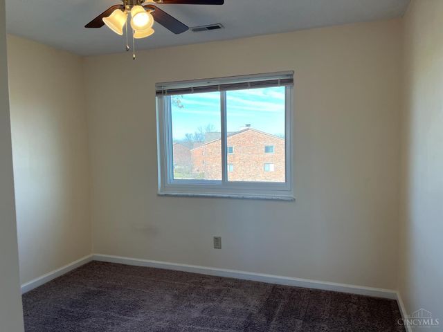 9512 Woodland Hills Drive, West Chester, OH 45011