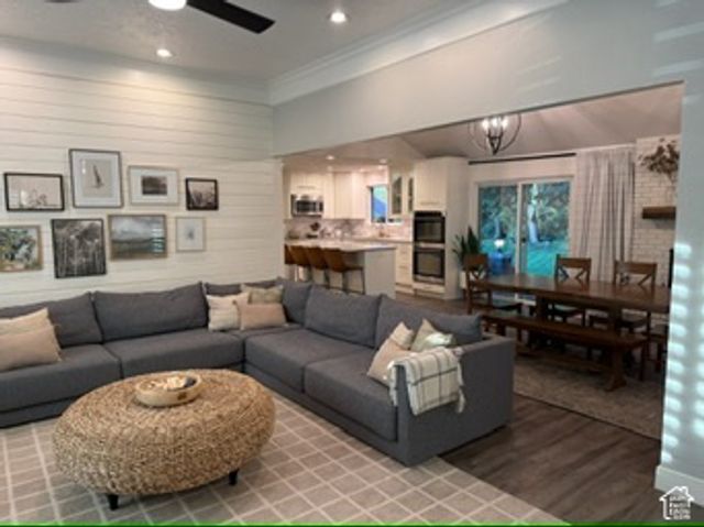 340 W WILLOW RIDGE CIR, Centerville, UT 84014