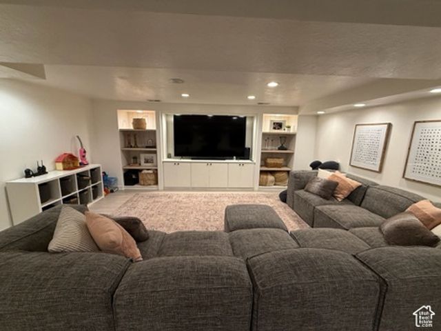340 W WILLOW RIDGE CIR, Centerville, UT 84014
