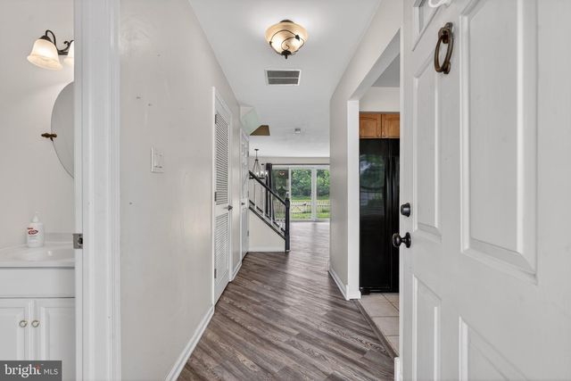 13 ASHFORD CT, Robbinsville, NJ 08691