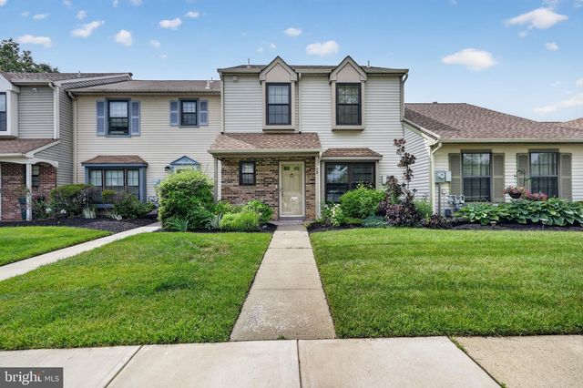 13 ASHFORD CT, Robbinsville, NJ 08691