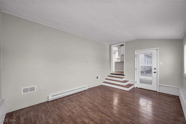 375 Beechwood Drive, Willowick, OH 44095