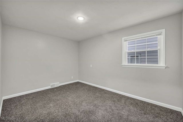 375 Beechwood Drive, Willowick, OH 44095