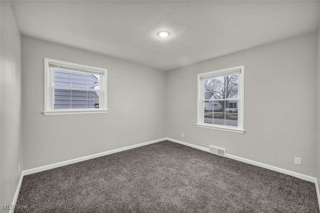 375 Beechwood Drive, Willowick, OH 44095