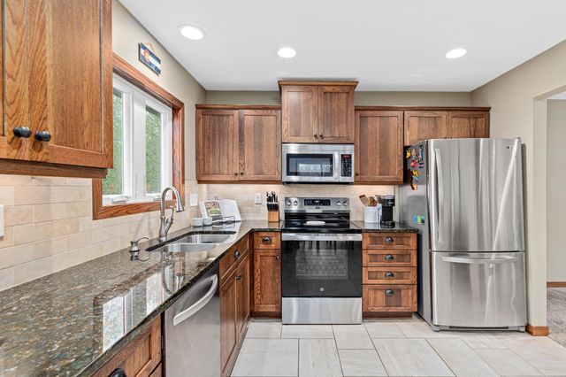 10408 Wyoming Avenue S, Bloomington, MN 55438