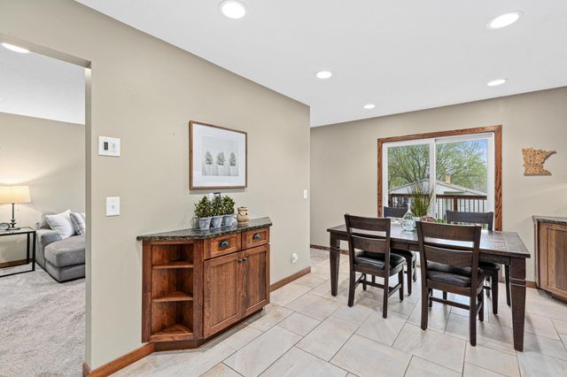 10408 Wyoming Avenue S, Bloomington, MN 55438