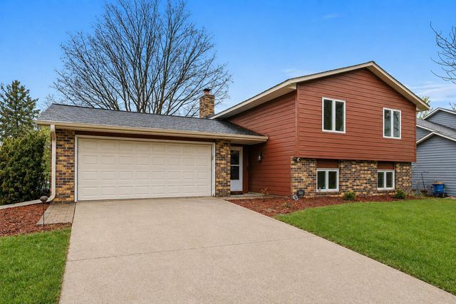 10408 Wyoming Avenue S, Bloomington, MN 55438