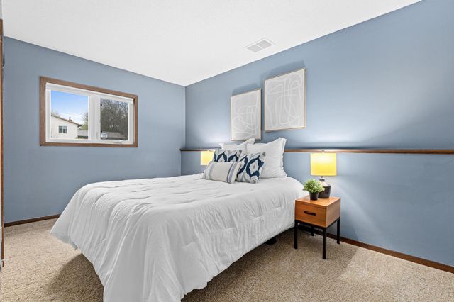 10408 Wyoming Avenue S, Bloomington, MN 55438