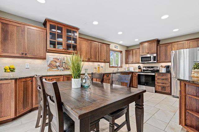 10408 Wyoming Avenue S, Bloomington, MN 55438