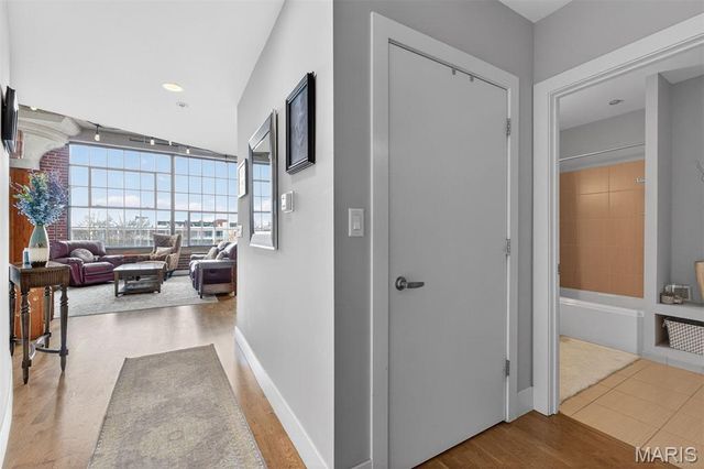 4100 Forest Park Avenue 307, St Louis, MO 63108