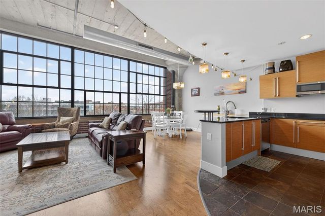 4100 Forest Park Avenue 307, St Louis, MO 63108