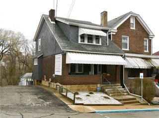 661 Margaret St, Mt Oliver, PA 15210