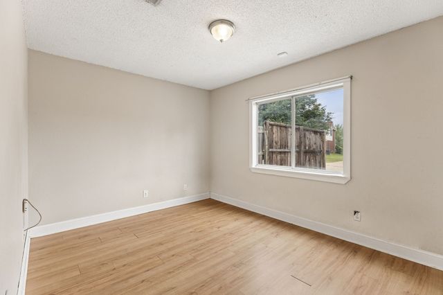 253 Teakwood Lane, Lewisville, TX 75067