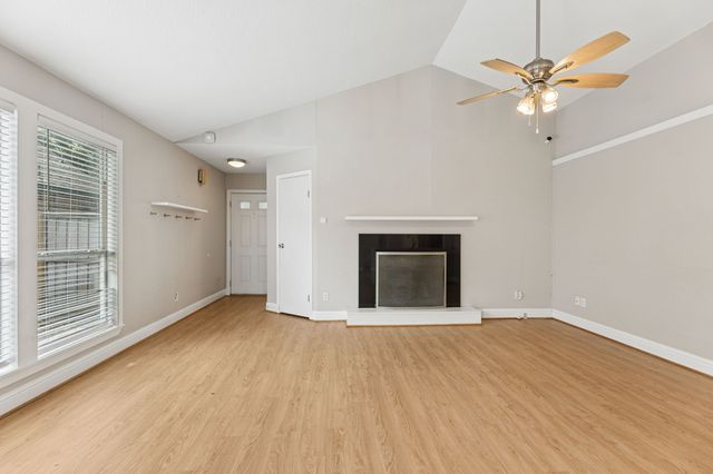 253 Teakwood Lane, Lewisville, TX 75067