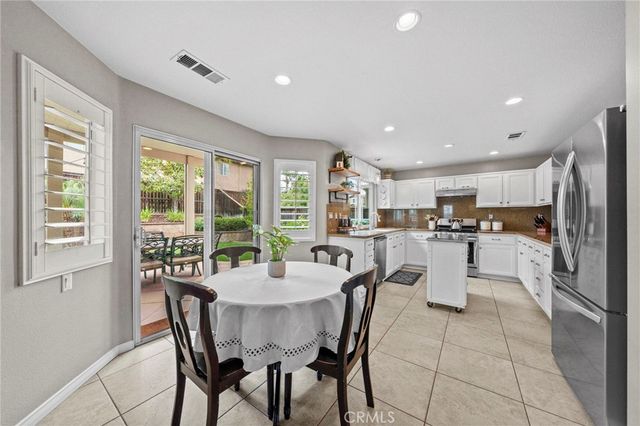 11389 Magnolia Street, Corona, CA 92883