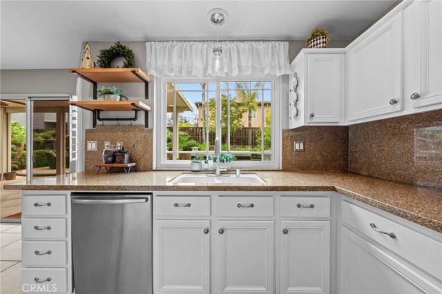 11389 Magnolia Street, Corona, CA 92883