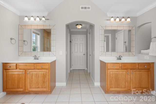 1221 Willow Creek Drive, Newton, NC 28658