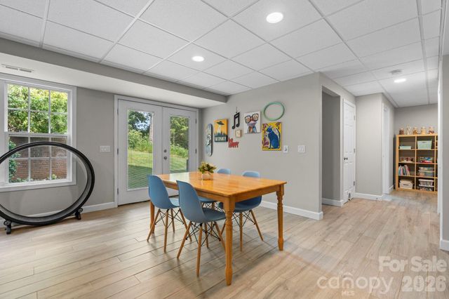 1221 Willow Creek Drive, Newton, NC 28658