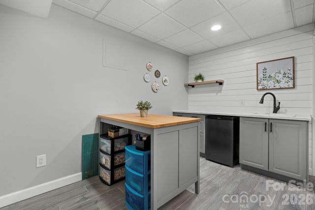 1221 Willow Creek Drive, Newton, NC 28658