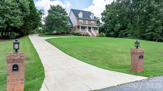 1221 Willow Creek Drive, Newton, NC 28658