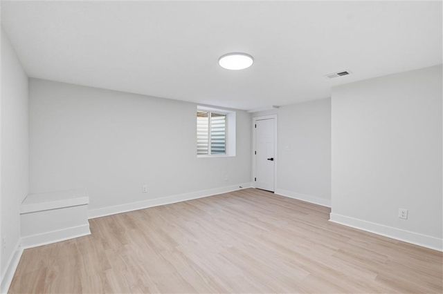 10070 Hemlock Drive, Overland Park, KS 66212