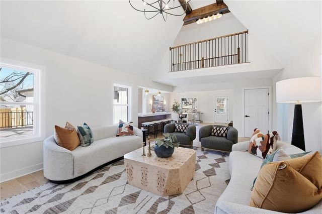 10070 Hemlock Drive, Overland Park, KS 66212